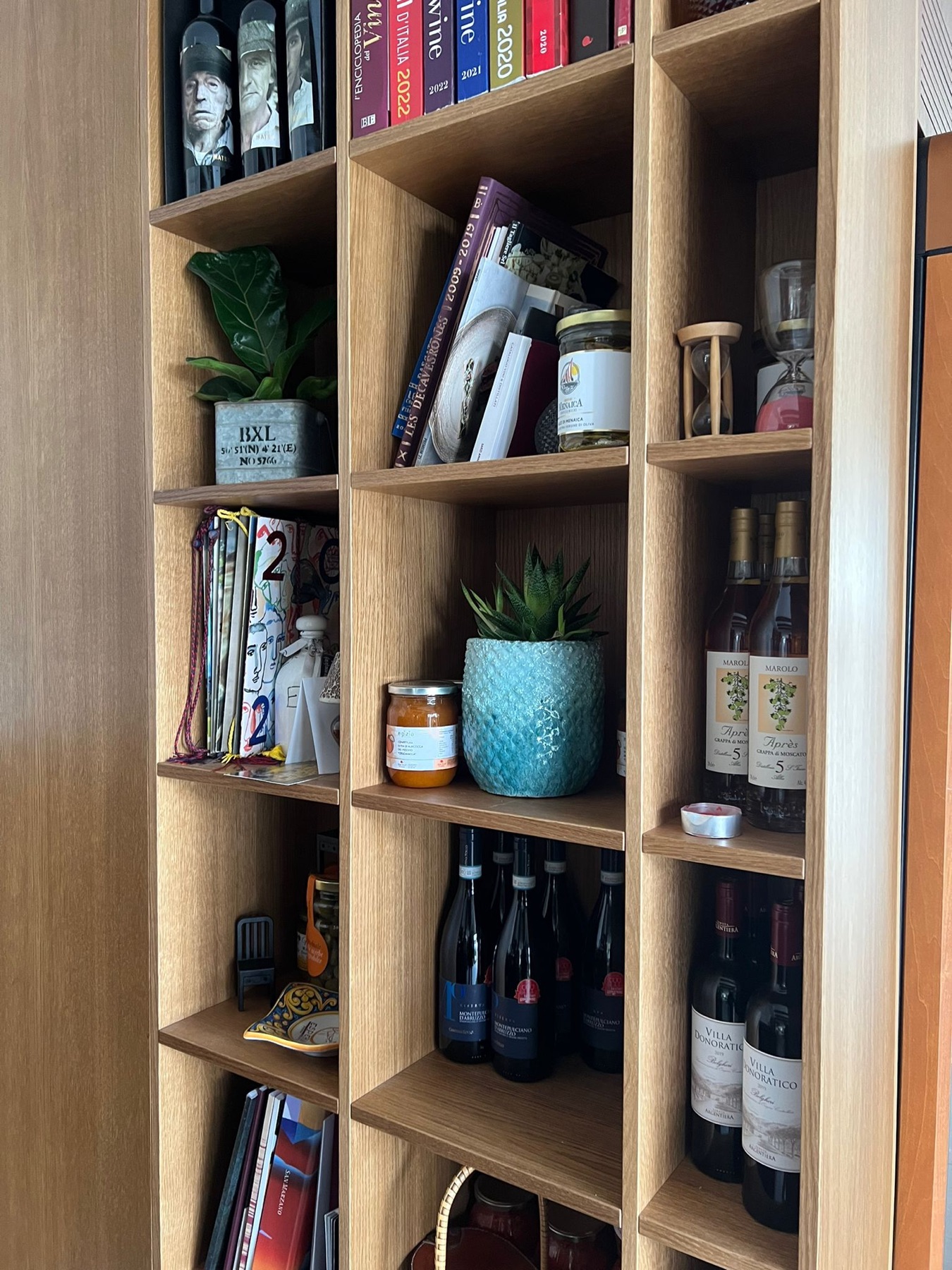 Allestimento con vasi e fioriere Faraone Vasi a Napoli - progetto 13